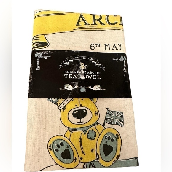 Archie birth commemorative tea towel, New. Prince Harry and Megan. Royal baby - Picture 1 of 4